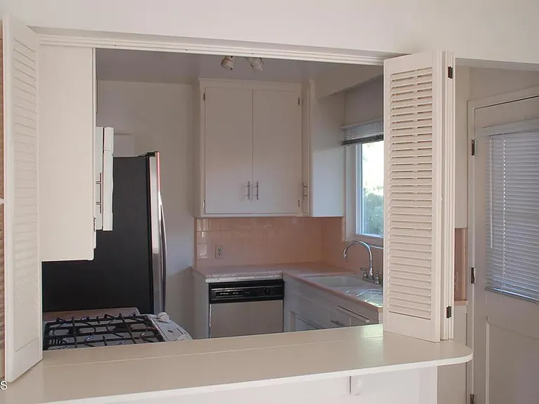 719 W Camino Real Ave #A — Photo 3