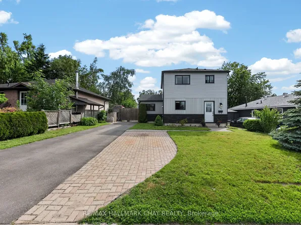 243 Letitia St, Barrie, ON L4N 4Y7