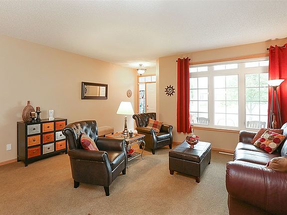 2nd image of 13609 Crossmoor Ave