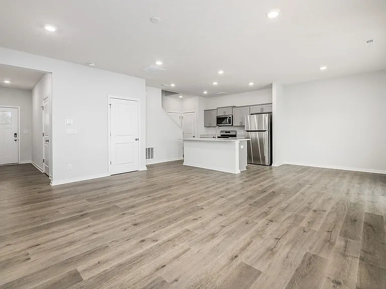 1454 Doubleday Dr — Photo 12