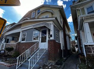 647 Edgewood Ave, Trenton, NJ 08618