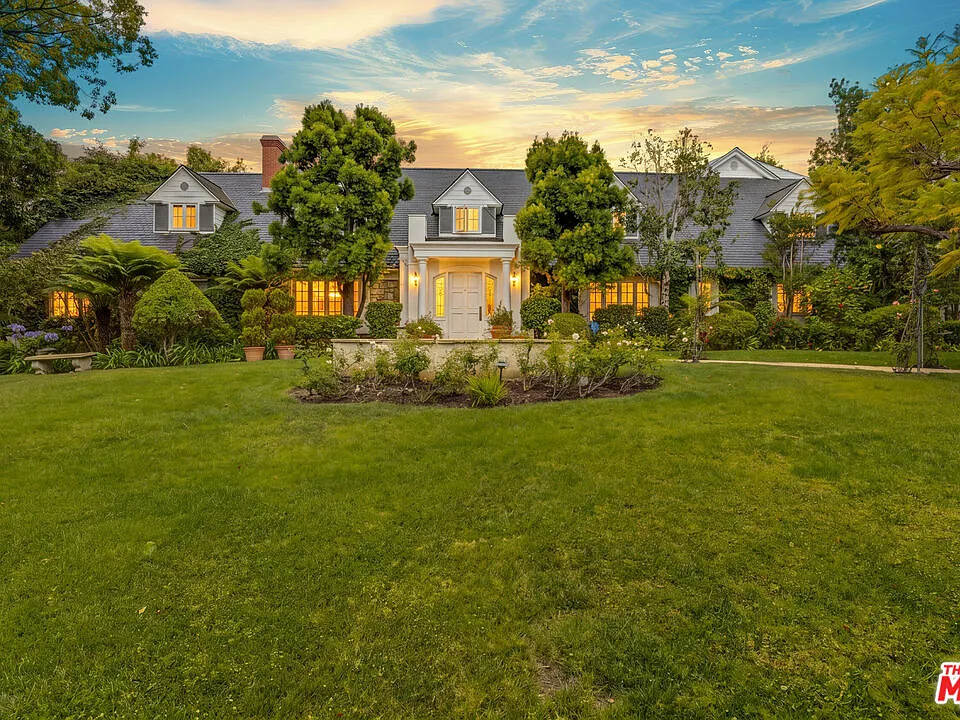 821 N Whittier Dr