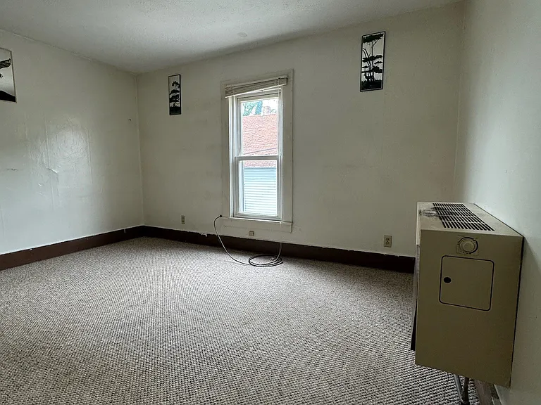 15 Oak St #2 — Photo 4