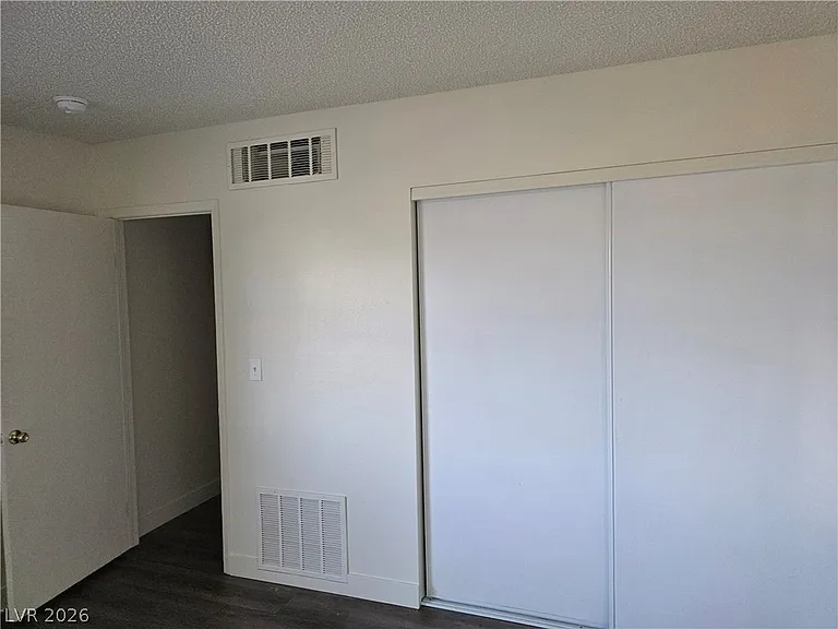3364 Royce Ct — Photo 18