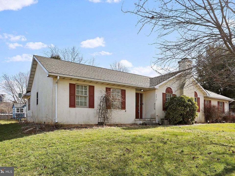 203 Hedrick Ave, Martinsburg, WV 25405 Zillow