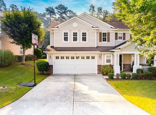 215 Hillview Dr, Durham, NC 27703