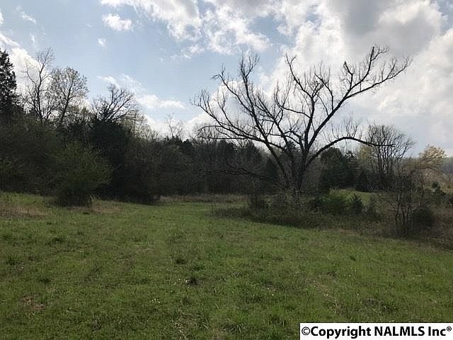 2nd image of 5950 Prospect Rd