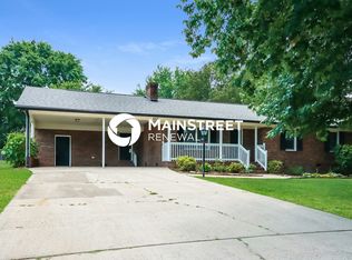 663 Sunridge Dr, Lincolnton, NC 28092