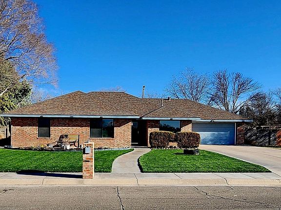 2nd image of 3303 Riverside Dr