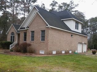 721 Ship Point Rd, Yorktown, VA 23692