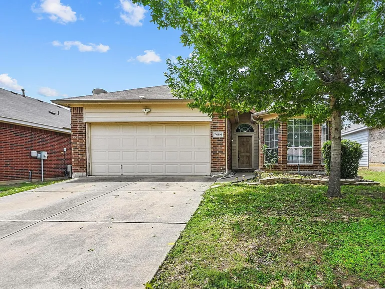 7464 Maroon Dr — Photo 16