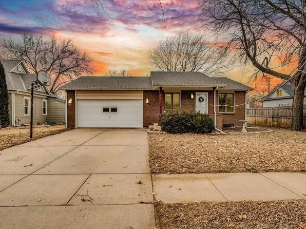 217 Filmore St, Cheney, KS 67025