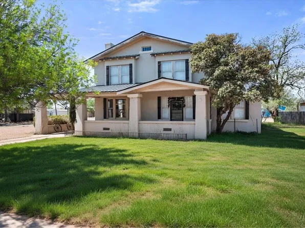 2001 N Main St, Tahoka, TX 79373
