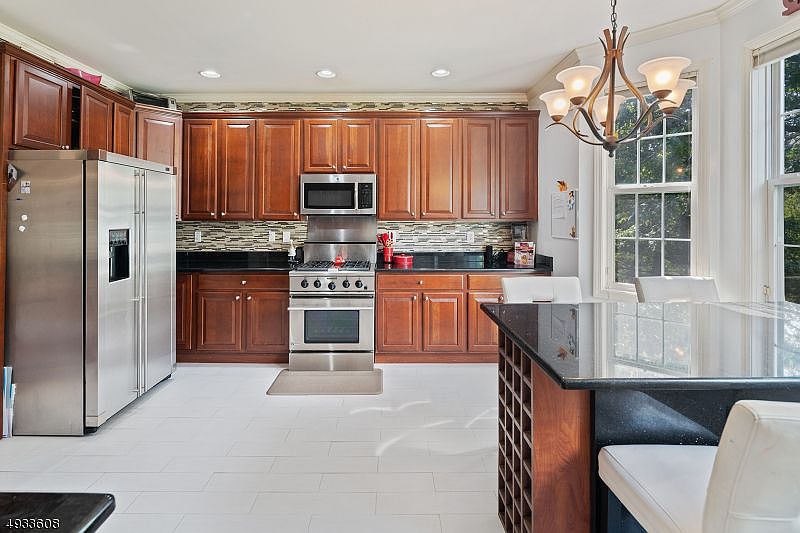 595 Hartford Dr, Nutley, NJ 07110 Zillow