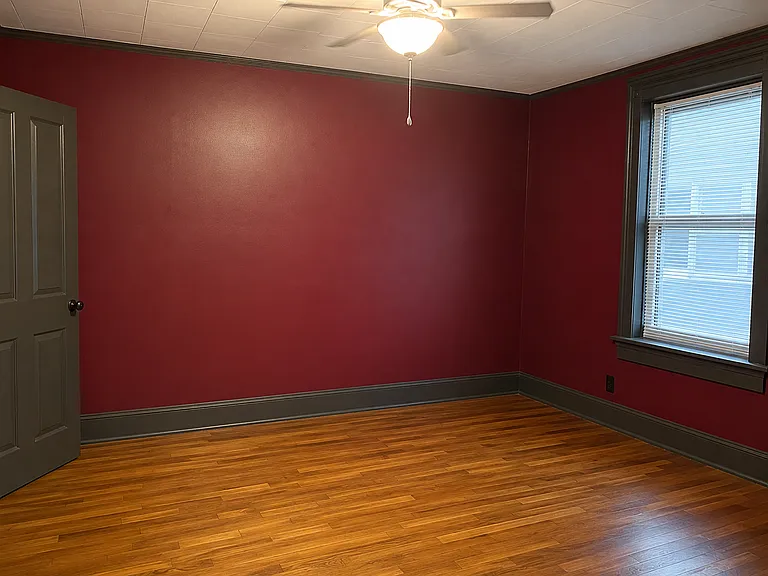 700 W Rollins St — Photo 9