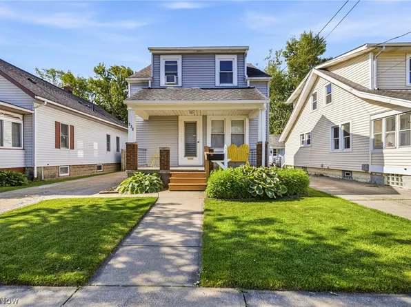 530 7th St, Fairport Harbor, OH 44077
