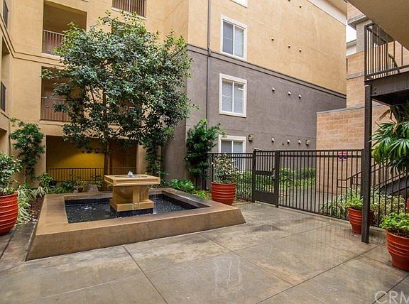 3rd image of 1801 E Katella Ave APT 3082