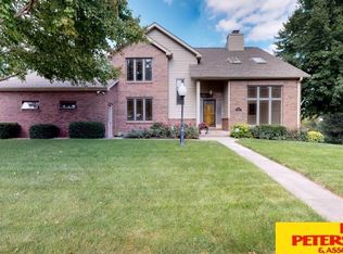 1120 Wood Ct, Fremont, NE 68025