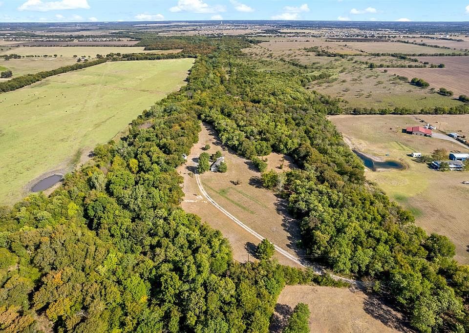 1st image of 4924 Private Road 2671