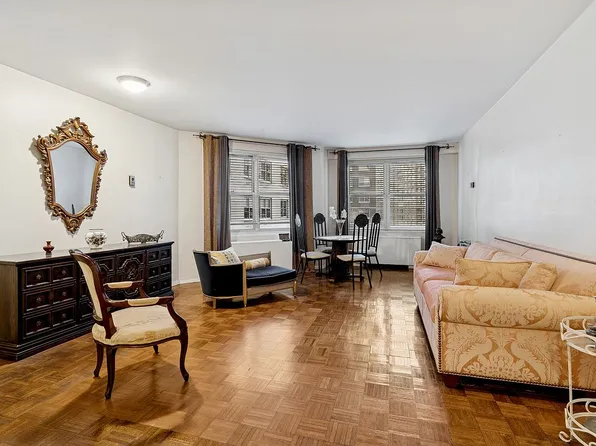 155 W 68th St APT 618, New York, NY 10023