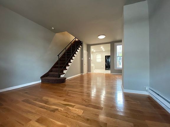 2nd image of 1404 S Etting St