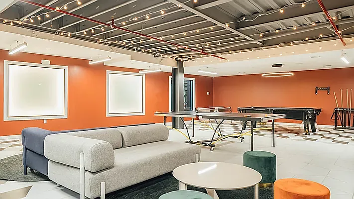Rented by Nooklyn NYC LLC | media 11