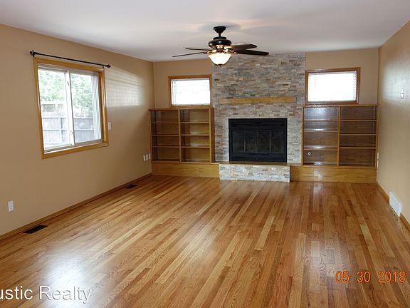 5th image of 8770 Westminster Dr