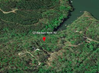 121 Baldwin Pointe Rd, Seneca, SC 29693