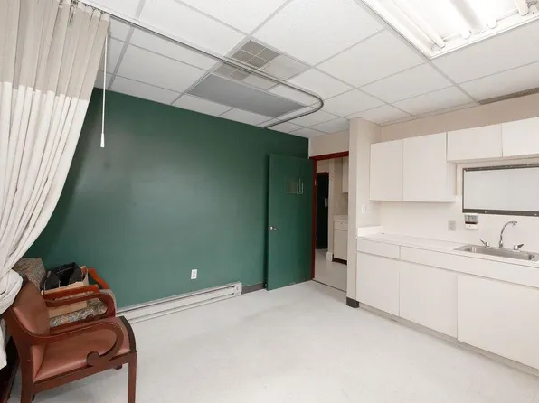 586 Kearny Avenue image 24 of 26