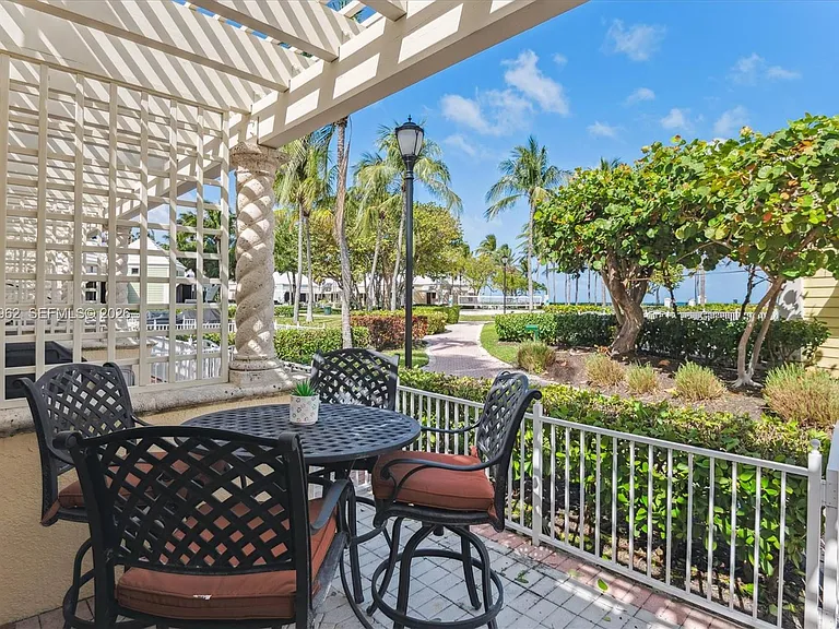 701 Crandon Blvd #Penthouse 1 — Photo 19