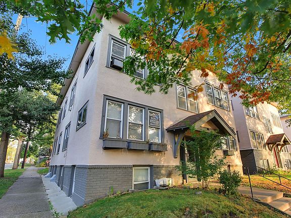 2nd image of 422 Pierce St N APT 2