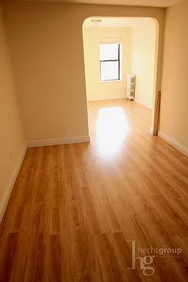 Rented by Hecht Group | media 7