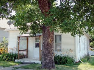 209 W Farmer Ave, Howard, SD 57349