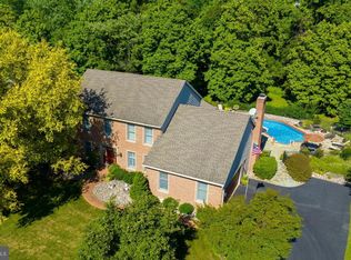 3664 Cheltenham Rd, York, PA 17402