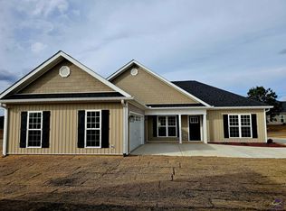 1802 Quail Ridge Ln, Perry, GA 31069