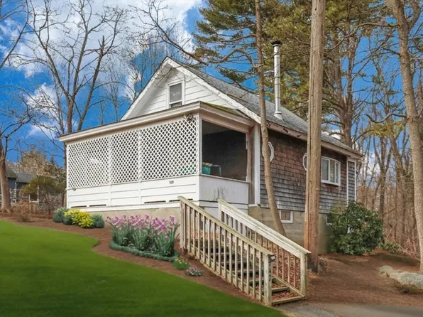 142 May St, North Attleboro, MA 02760