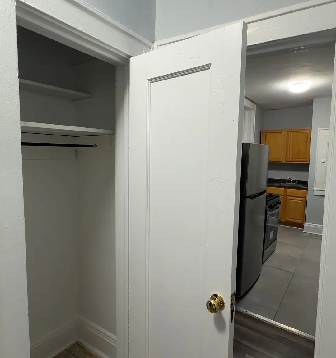 2 bed, $2,350 — Photo 2
