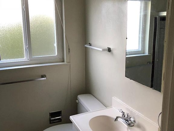5th image of 83 Renato Ct
