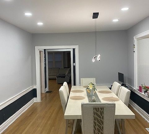4th image of 5412 N Kimball Ave