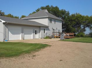 45140 225th St, Ramona, SD 57054