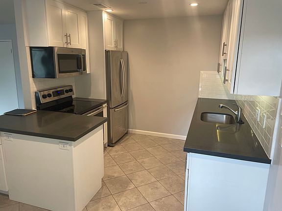 2nd image of 3001 Los Prados St APT 205