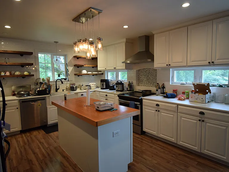 1905 Lambs Rd — Photo 8