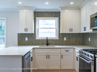 50 Santiago Ct, Toms River, NJ 08757
