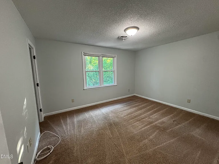 4200 Bertram Dr — Photo 11
