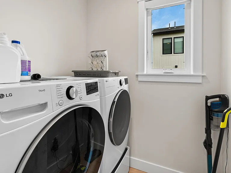 1503 Scotch Pine Ln — Photo 20