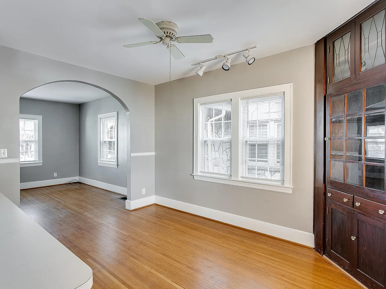 600 Wallace Ave — Photo 2