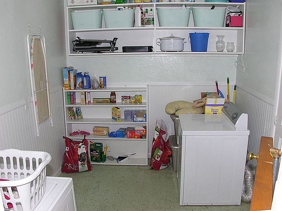 Pantry / Laundry Room