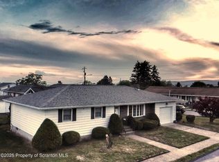 200 Varhley St, Dunmore, PA 18512