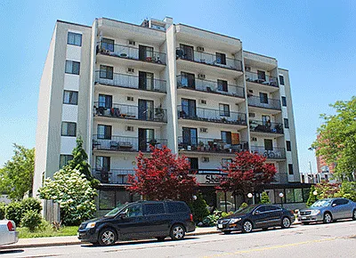 935 Goyeau St #204