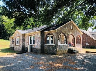 701 College St, Calhoun, GA 30701